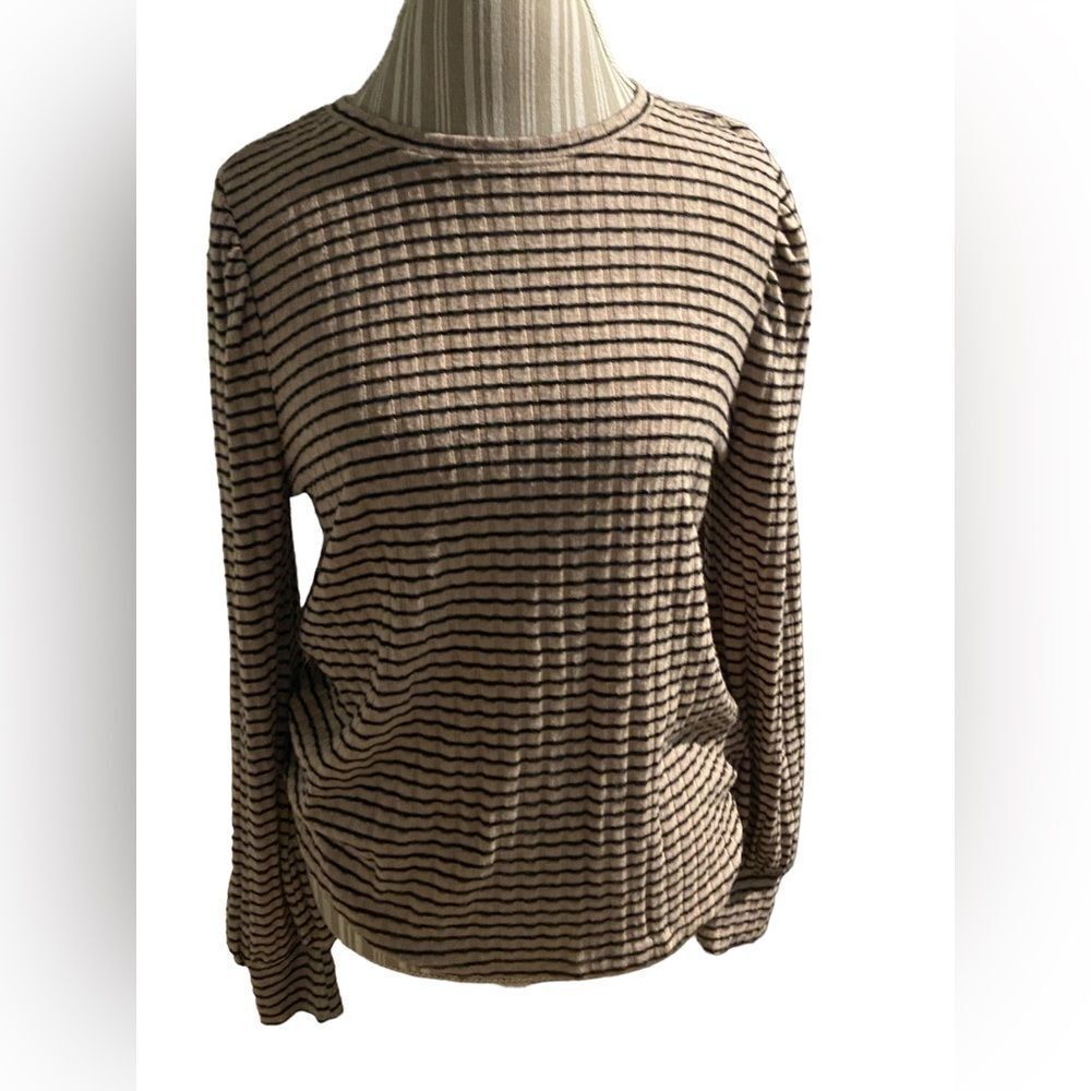 So size XL cozy puff sleeve perfect condition see pics